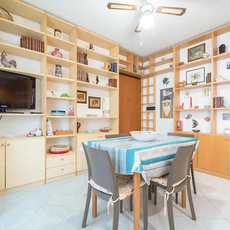 Apartament Roth 8 *