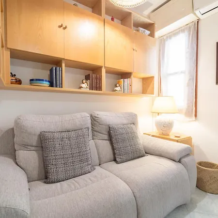 Apartament Roth 8 *